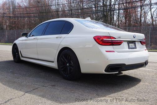 2019 BMW 750 i xDrive