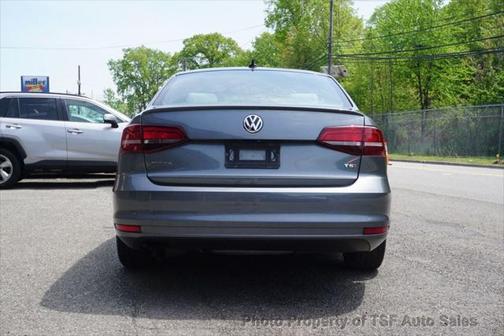 2016 Volkswagen Jetta 1.8T Sport