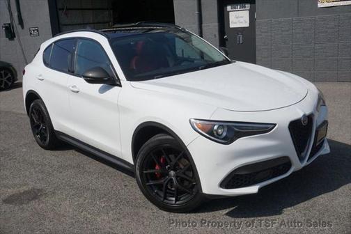 2019 Alfa Romeo Stelvio Sport