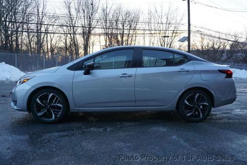 2024 Nissan Versa 1.6 S