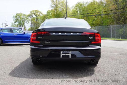 Black Stone 2018 Volvo S90 T5 Momentum