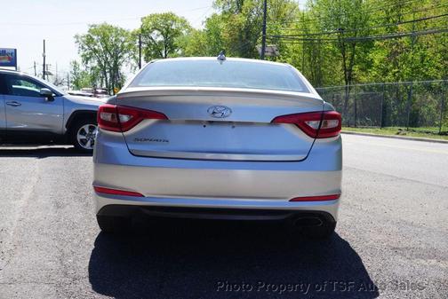 2016 Hyundai SONATA SE