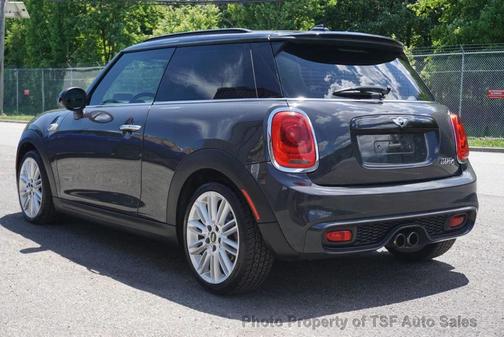 Moonwalk Gray Metallic 2015 MINI Hardtop Cooper S