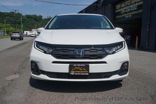 Platinum White Pearl 2025 Honda Odyssey EX-L
