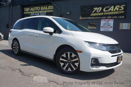 Platinum White Pearl 2025 Honda Odyssey EX-L