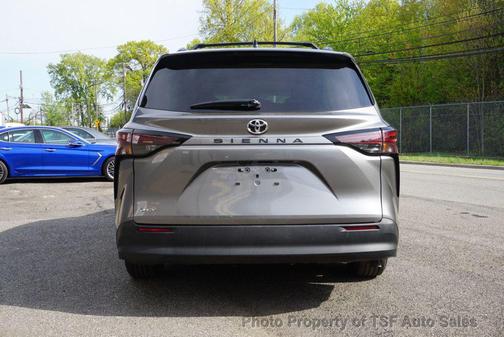 Cement 2026 Toyota Sienna LE