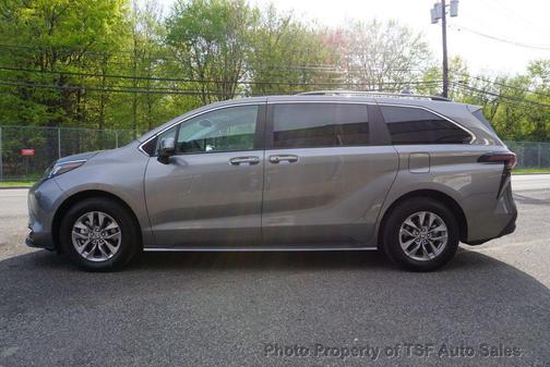 Cement 2026 Toyota Sienna LE