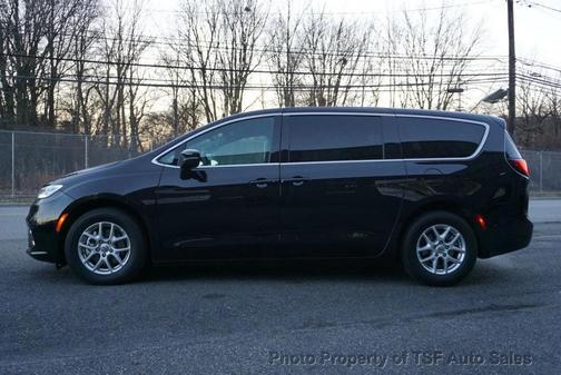 2025 Chrysler Pacifica L