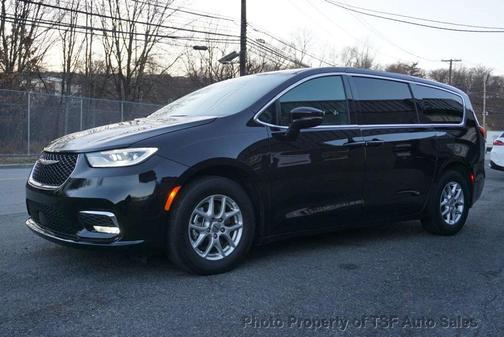 2025 Chrysler Pacifica L