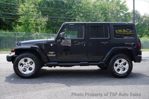 2013 Jeep Wrangler Unlimited Sahara