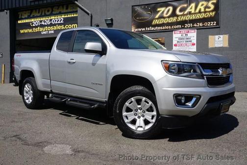 Silver Ice Metallic 2018 Chevrolet Colorado LT