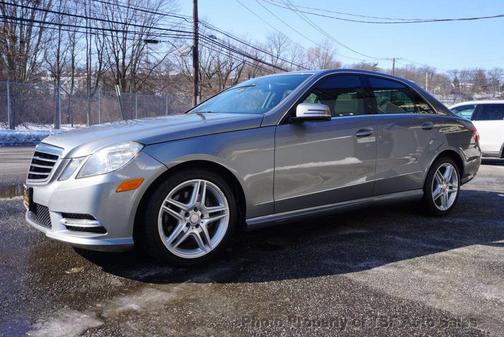 2013 Mercedes-Benz E-Class 4MATIC