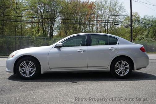 2013 INFINITI G37x Base