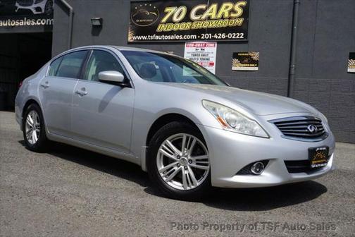 2013 INFINITI G37x Base