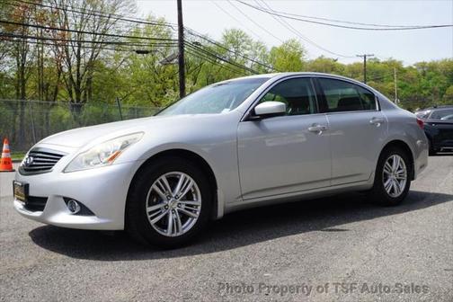 2013 INFINITI G37x Base