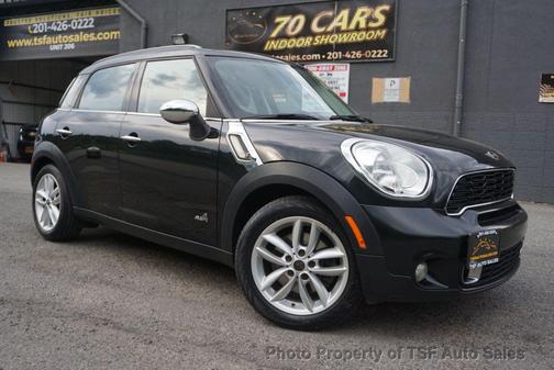Absolute Black Metallic 2012 MINI Cooper S Countryman Base