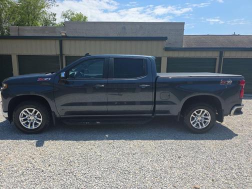 Shadow Gray Metallic 2020 Chevrolet Silverado 1500 LT