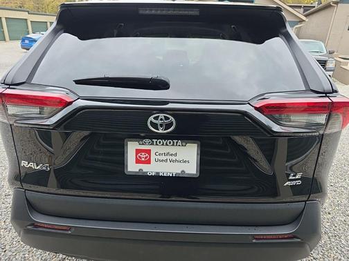 2023 Toyota RAV4 LE