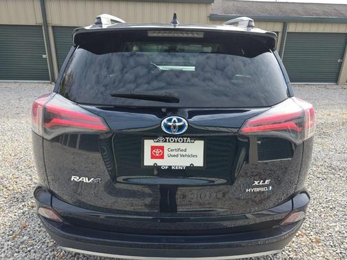 2017 Toyota RAV4 Hybrid XLE