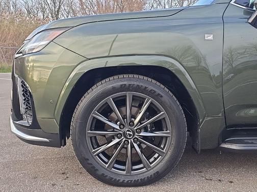 2025 Lexus LX 700h F SPORT