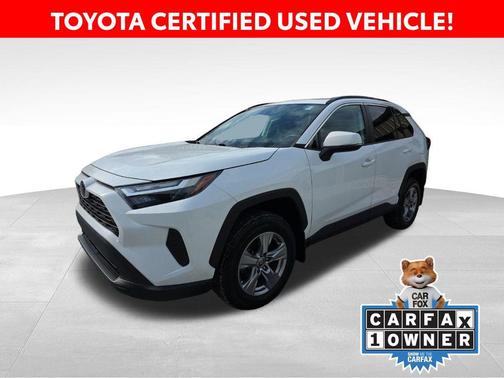 2022 Toyota RAV4 XLE
