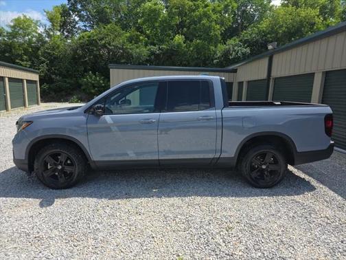 2022 Honda Ridgeline Black