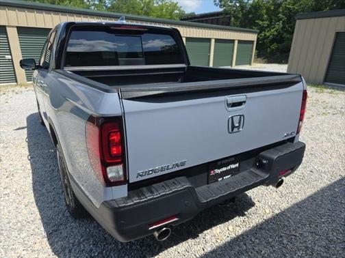 2022 Honda Ridgeline Black