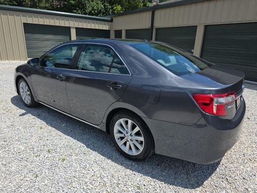 Magnetic Gray Metallic 2013 Toyota Camry XLE