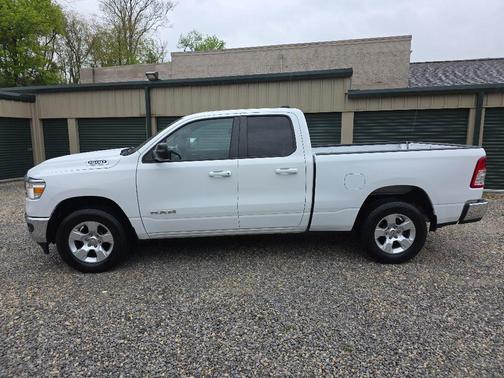 Bright White Clearcoat 2021 RAM 1500 Big Horn/Lone Star