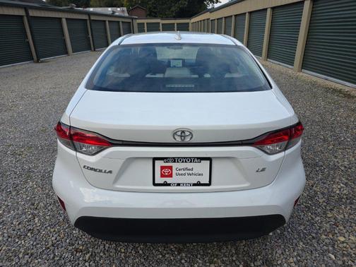 Ice 2024 Toyota Corolla LE
