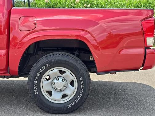 2017 Toyota Tacoma SR