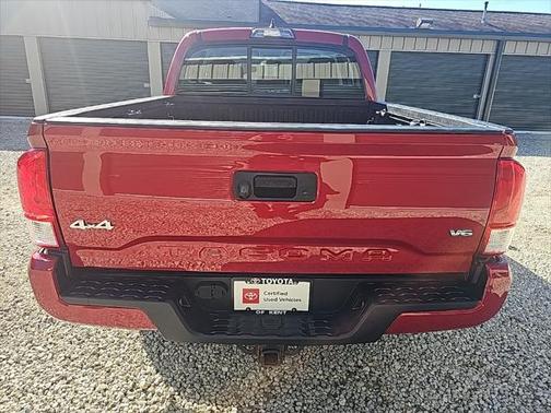 2017 Toyota Tacoma SR