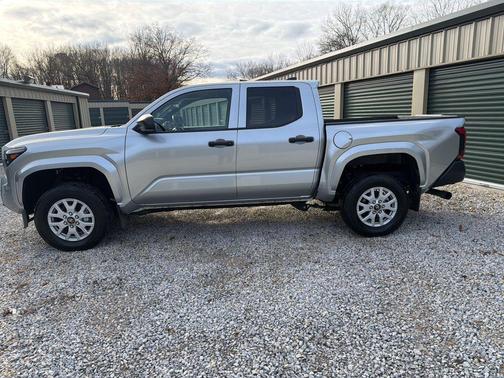 2024 Toyota Tacoma SR