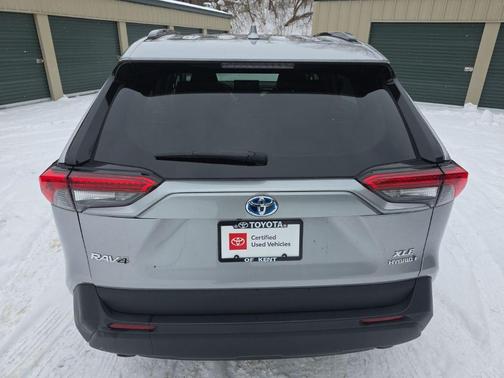 2021 Toyota RAV4 Hybrid XLE