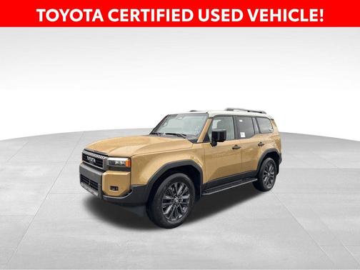 Trail Dust/Gray Scape Roof 2026 Toyota Land Cruiser Base