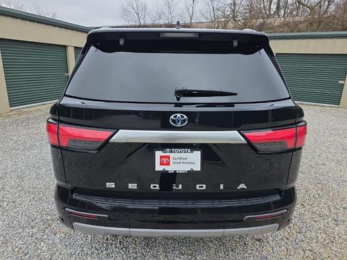 2024 Toyota Sequoia Capstone