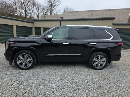 2024 Toyota Sequoia Capstone