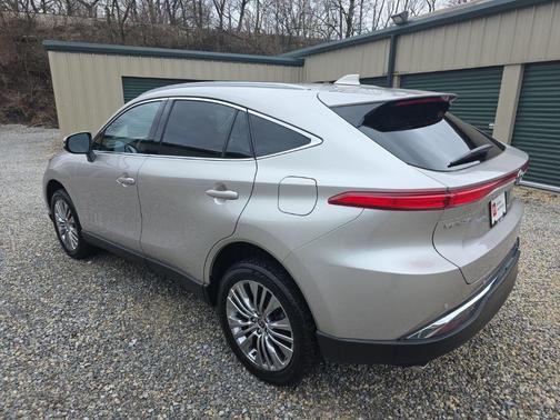 2023 Toyota Venza XLE