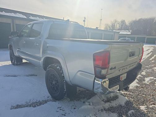 2022 Toyota Tacoma SR5