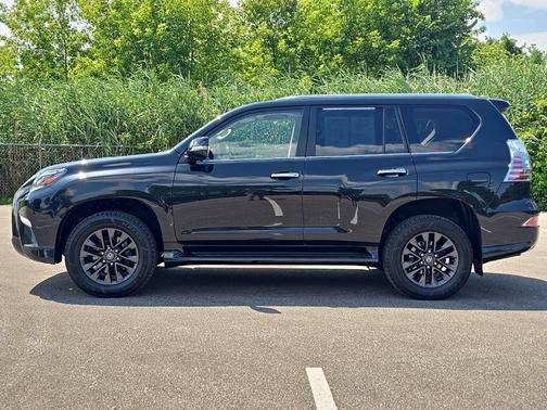 2023 Lexus GX 460 Premium