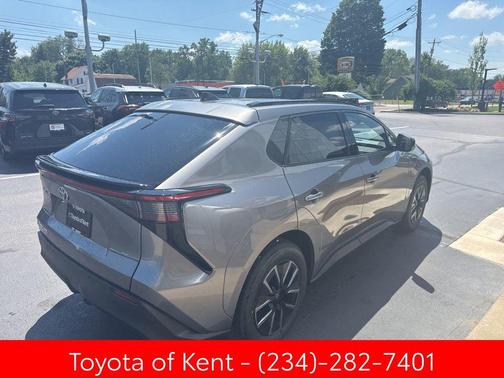 Heavy Metallic 2026 Toyota bZ XLE