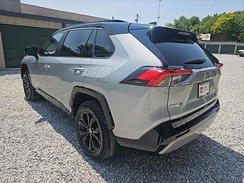 2023 Toyota RAV4 Hybrid SE