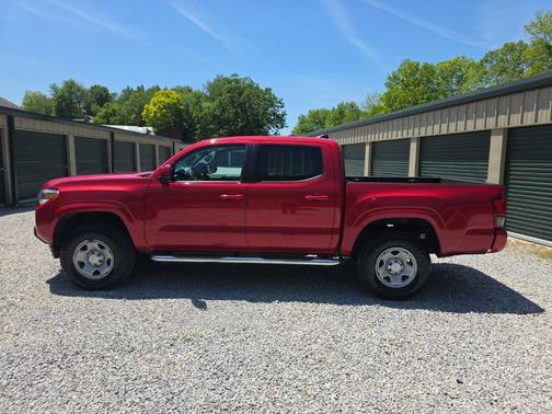 Barcelona Red Metallic 2019 Toyota Tacoma SR