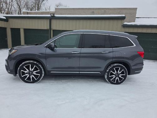 2020 Honda Pilot Touring 8-Passenger