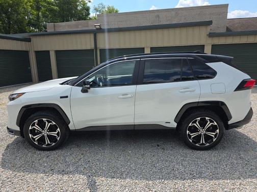 Wind Chill Pearl/Midnight Black Metallic 2024 Toyota RAV4 Prime XSE