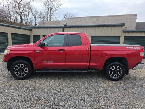 2014 Toyota Tundra SR5