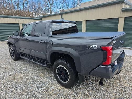 2024 Toyota Tacoma TRD Off Road