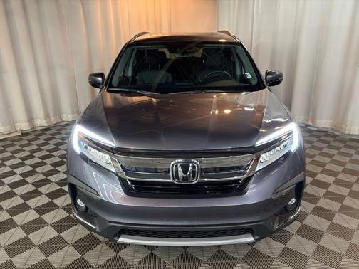 2022 Honda Pilot Touring 8-Passenger