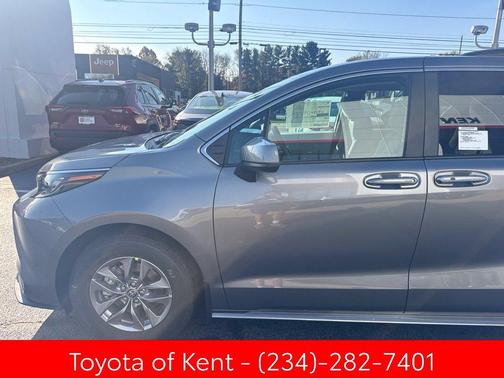 Heavy Metallic 2026 Toyota Sienna LE