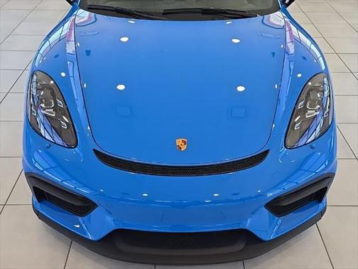 2022 Porsche 718 Cayman GT4